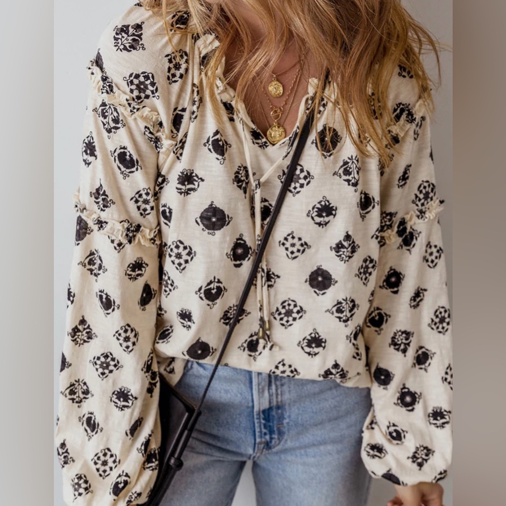 White Printed Sleeve Neck Bubble Sleeve Loose Blouse